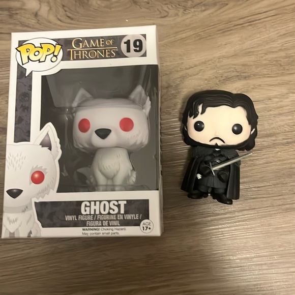 Ghost and Jon Snow pop figures - Picture 1 of 1